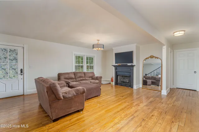 $413,000 | 149 Huffmantown Road, Richlands, NC 28574