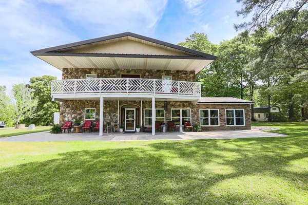 $560,000 | 9466 Clarks Mill Road, Avera, GA 30803