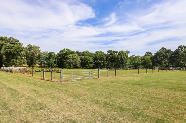 $560,000 | 9466 Clarks Mill Road, Avera, GA 30803