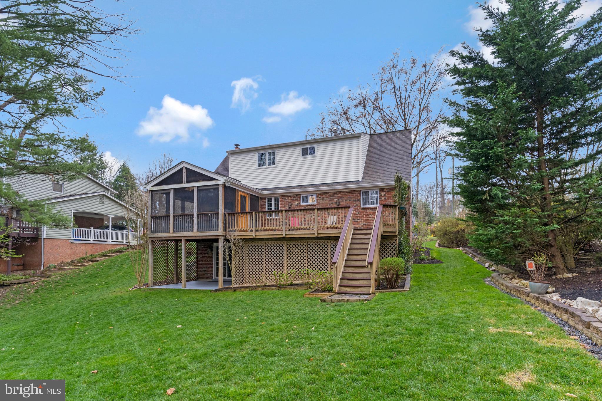 8437 Thames Street Springfield, VA 22151 - Photo 35 of 42 Gallery Image 35