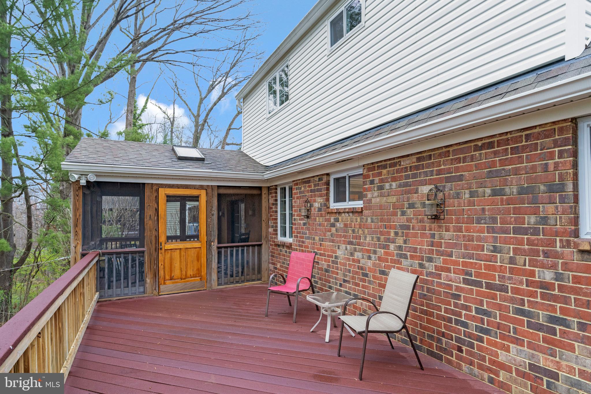 8437 Thames Street Springfield, VA 22151 - Photo 38 of 42 Perfect for Entertaining or Al Fresco Dining