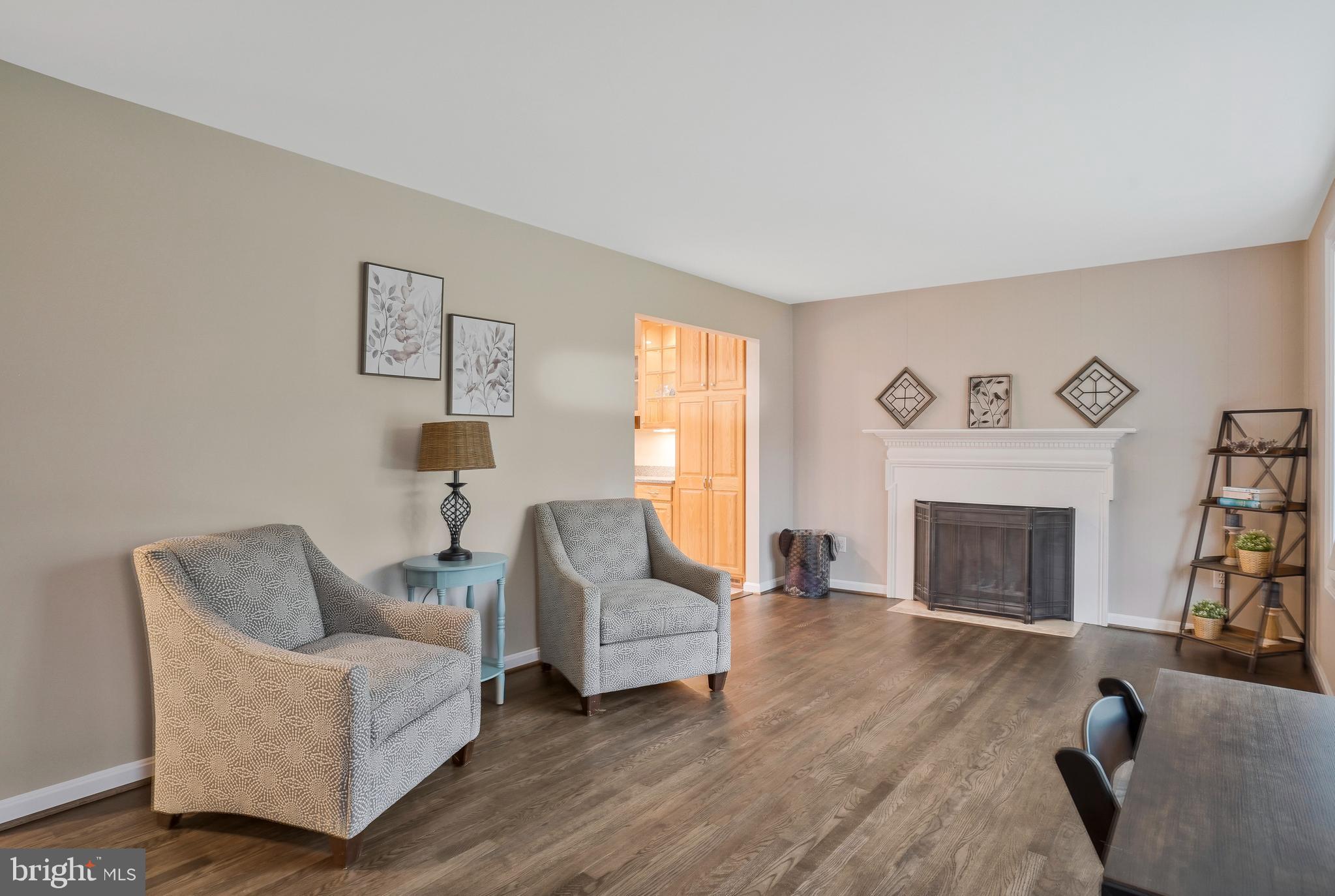 8437 Thames Street Springfield, VA 22151 - Photo 4 of 42 Gleaming Hardwood Floors