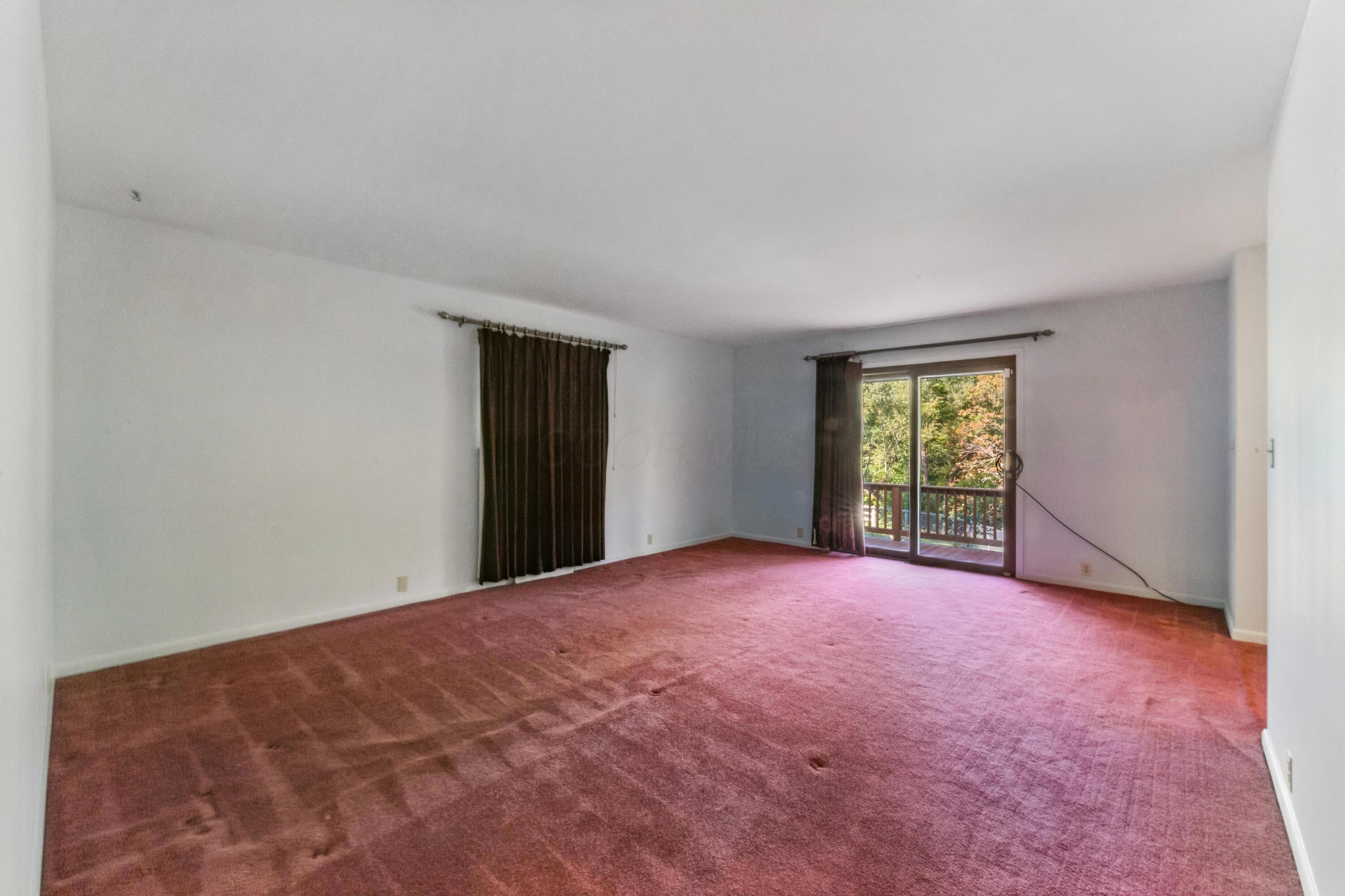 121 Hubbard Road Galloway, OH 43119 - Photo 28 of 71 Owner's suite