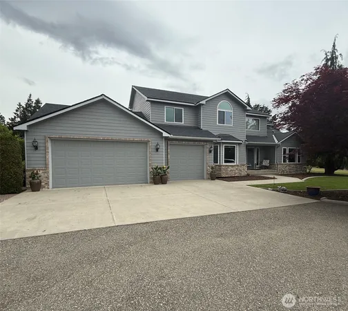 $769,000 | 2272 Sunrise Place, East Wenatchee, WA 98802