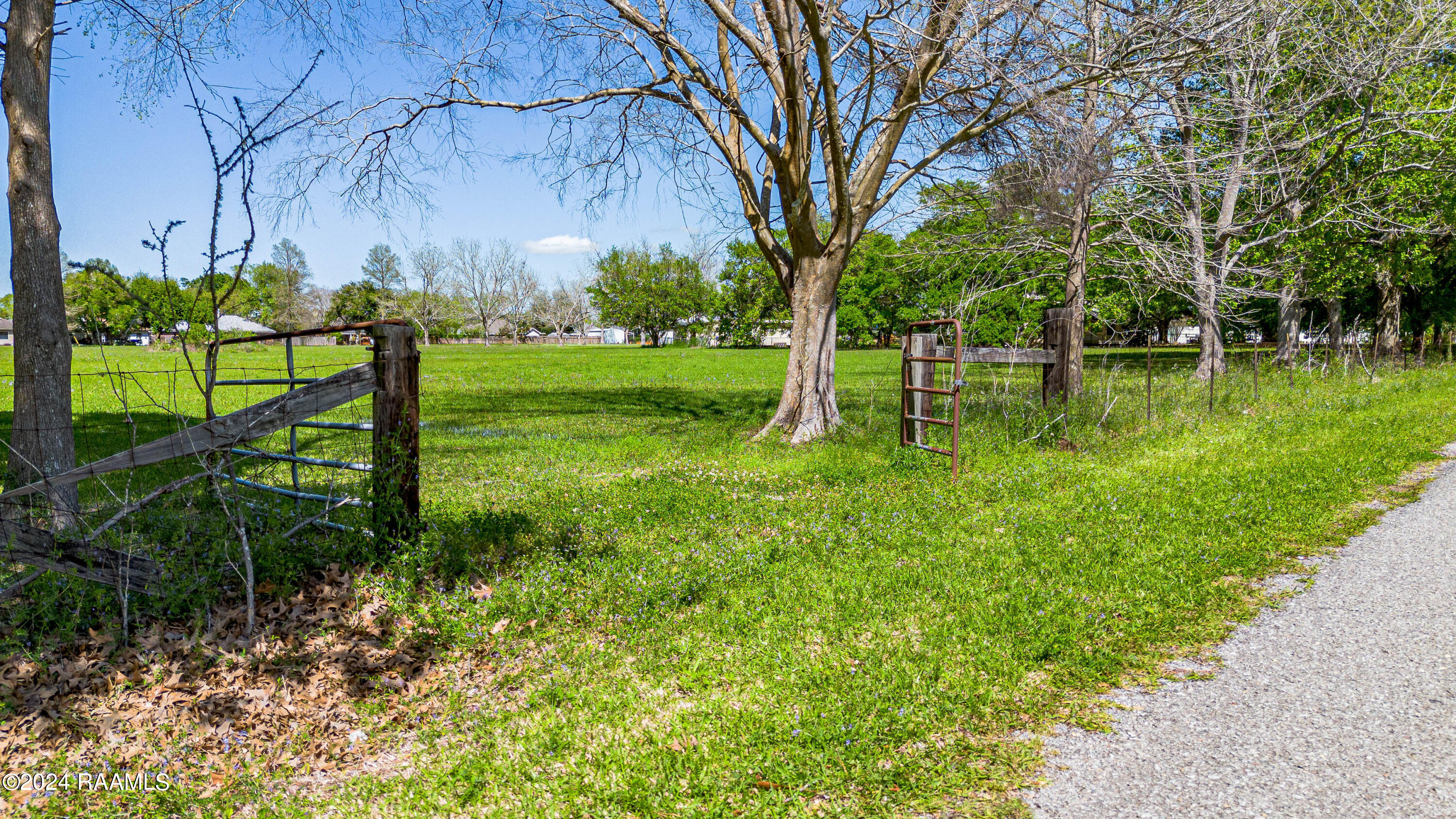 200-206 Robicheaux Road Broussard, LA 70518 - Photo 12 of 12 Entrance