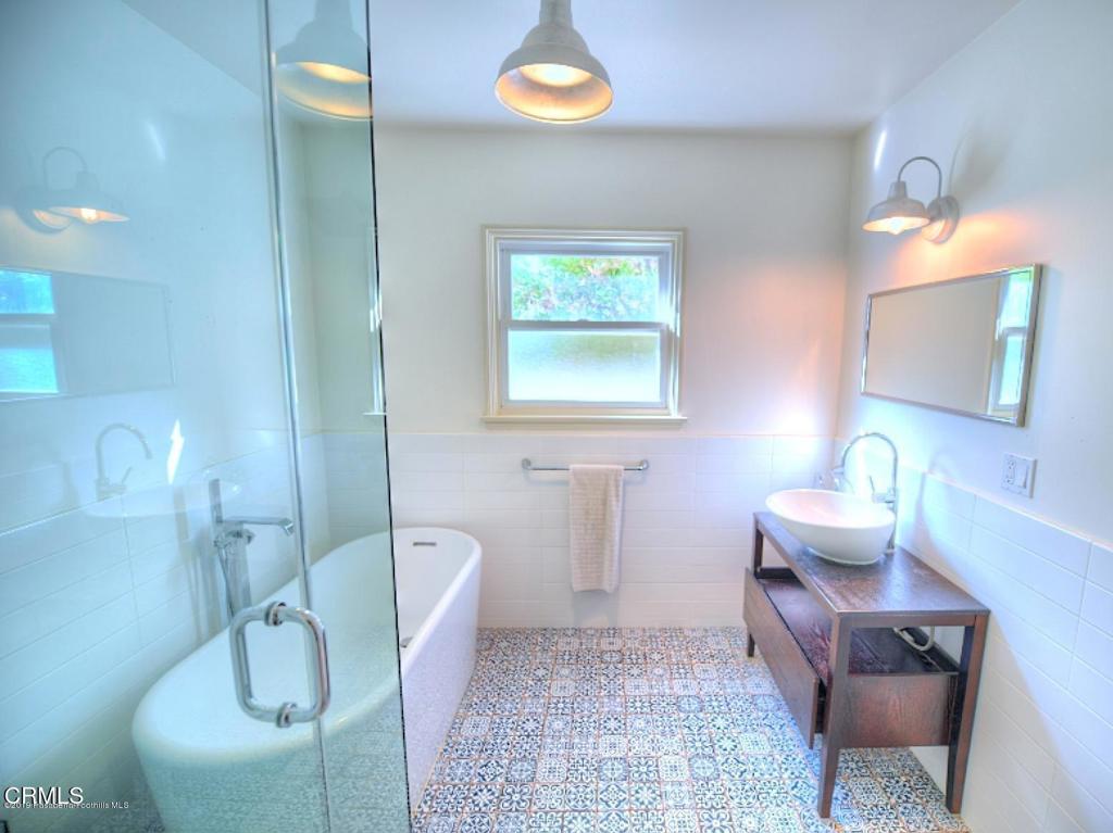 1725 North Harding Avenue Altadena, CA 91001 - Photo 14 of 22 20200828051229042728000000-o