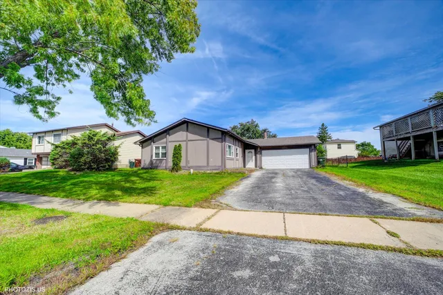 $3,185 | 17861 Princeton Lane, Country Club Hills, IL 60478