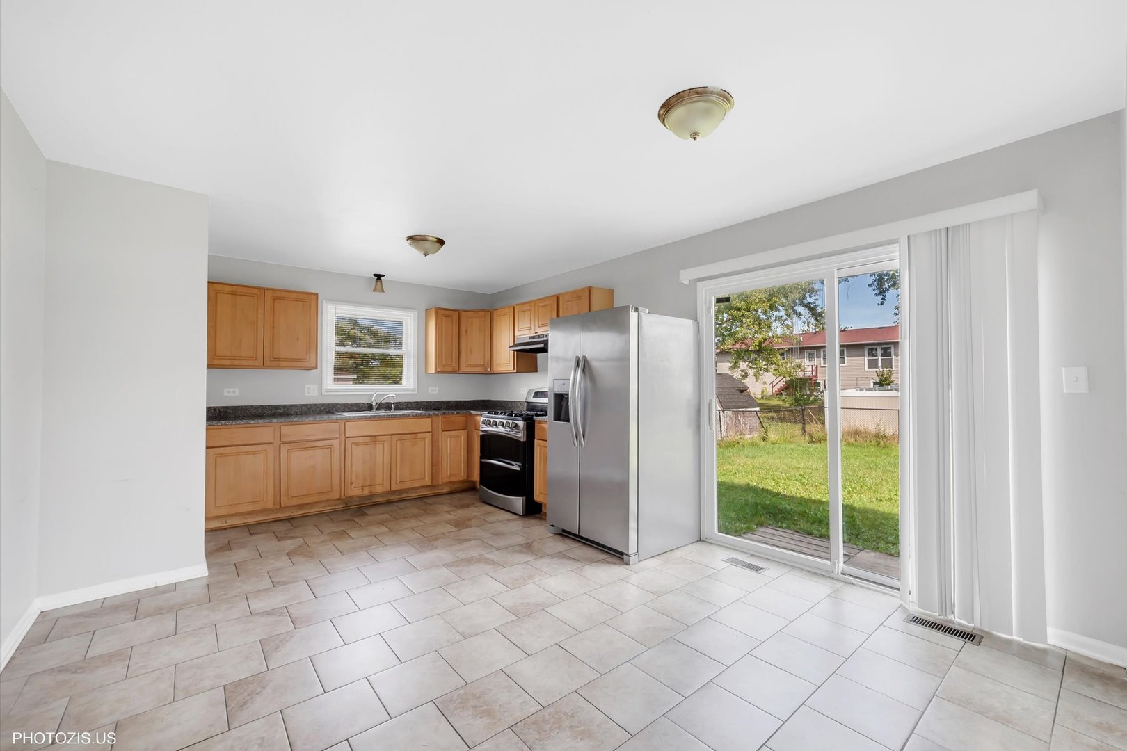 17861 Princeton Lane Country Club Hills, IL 60478 - Photo 3 of 19