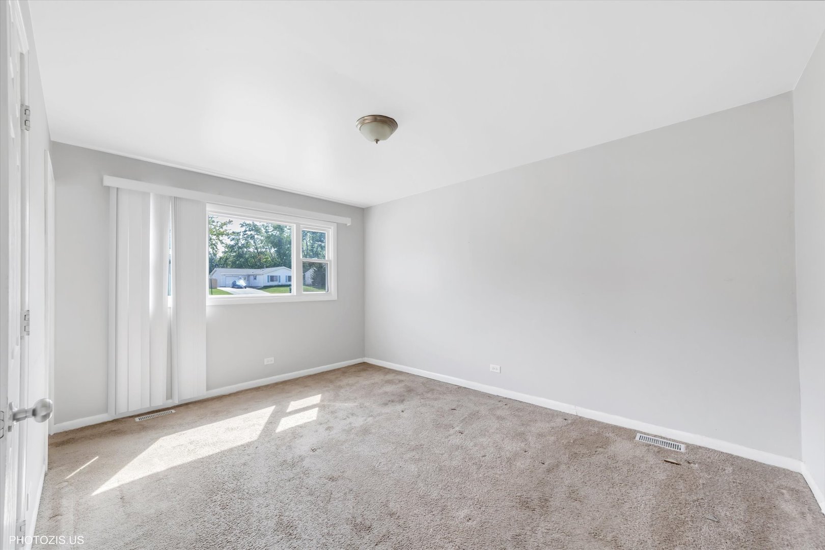 17861 Princeton Lane Country Club Hills, IL 60478 - Photo 6 of 19