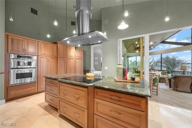 $1,395,000 | 4353 Gulf Pines Drive, Sanibel, FL 33957