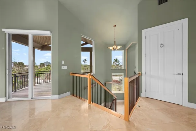 $1,395,000 | 4353 Gulf Pines Drive, Sanibel, FL 33957