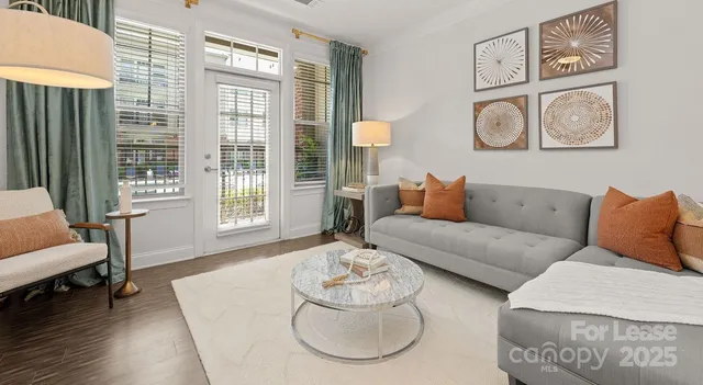 $1,850 | 10624 Parrish Street, Unit B1, Matthews, NC 28105