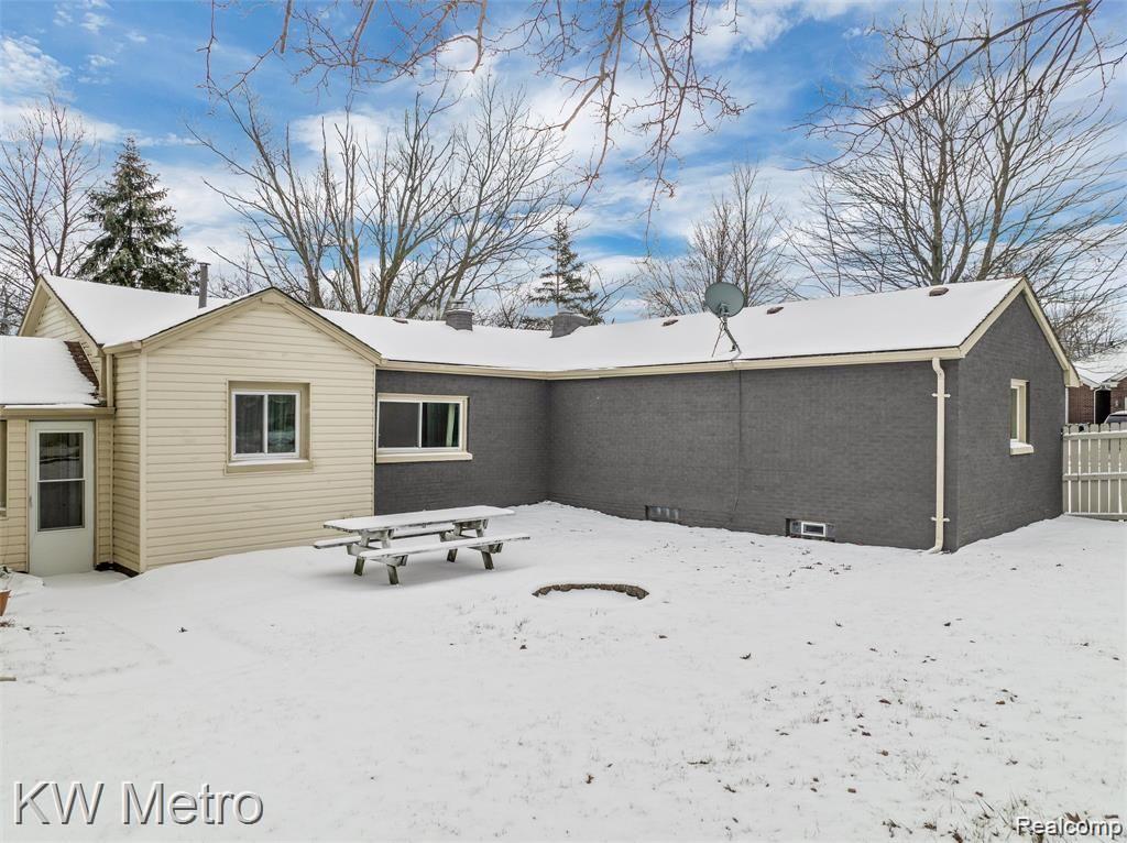 3617 Harrison Avenue Rochester Hills, MI 48307 - Photo 40 of 44