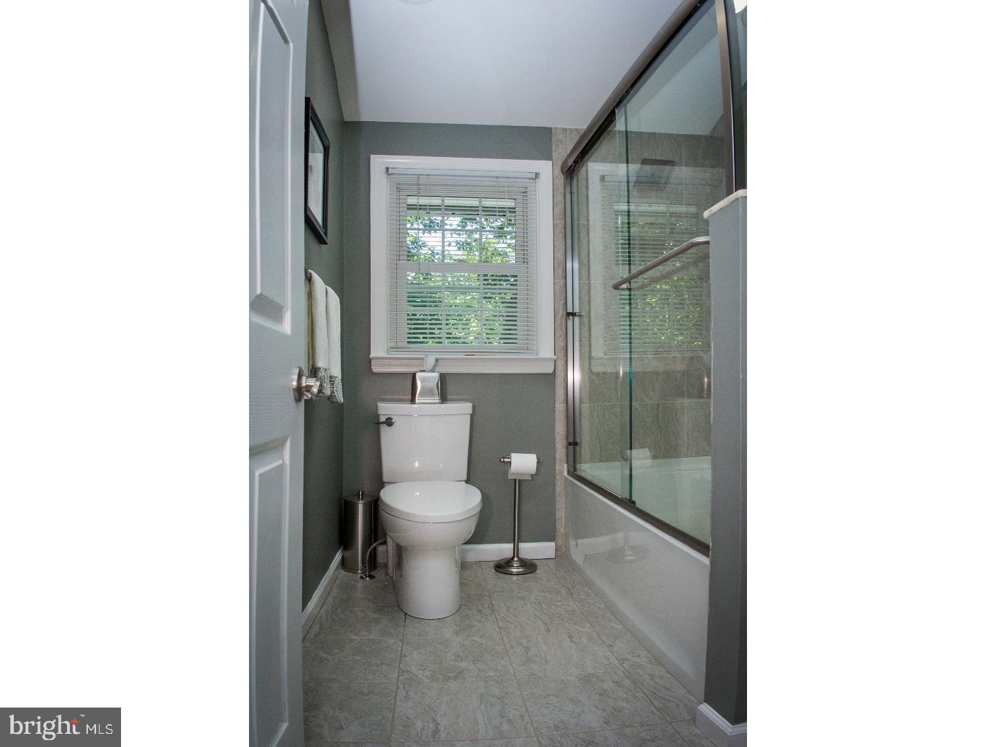 122 Bortons Road Marlton, NJ 08053 - Photo 15 of 24 Bathroom