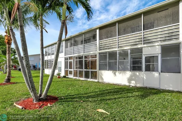 $89,000 | 275 Markham M, Unit 275, Deerfield Beach, FL 33442