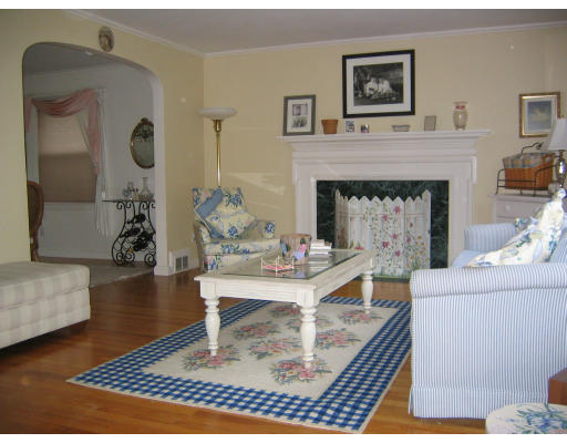 154 Emerson Street Springfield, MA 01118 - Photo 12 of 12 Gallery Image 12