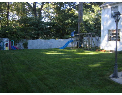 154 Emerson Street Springfield, MA 01118 - Photo 5 of 12 Gallery Image 5