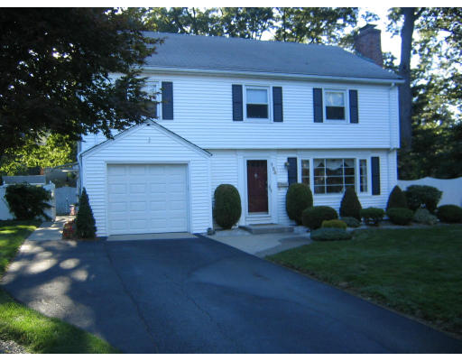 154 Emerson Street Springfield, MA 01118 - Photo 7 of 12 Gallery Image 7