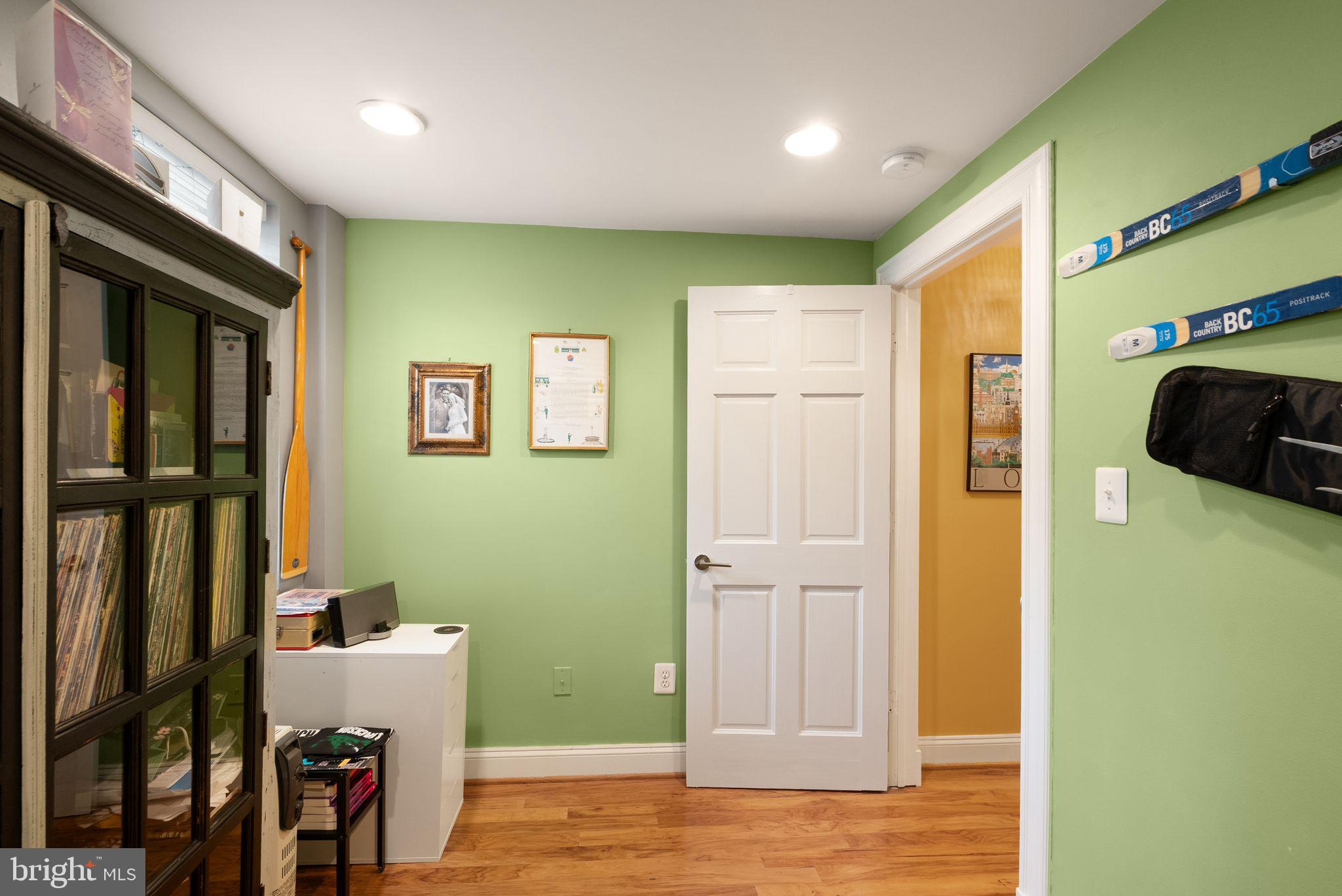 1335 Harvard Street Northwest, Unit 1 Washington, DC 20009 - Photo 15 of 29 Bright and inviting workspace retreat.