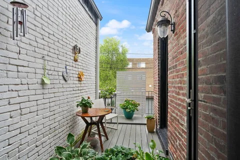 $825,000 | 1335 Harvard Street Northwest, Unit 1, Washington, DC 20009