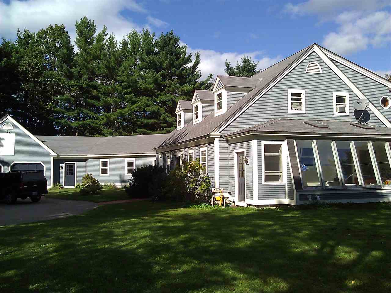 4 Whittier Road Deerfield, NH 03037 - Photo 1 of 40