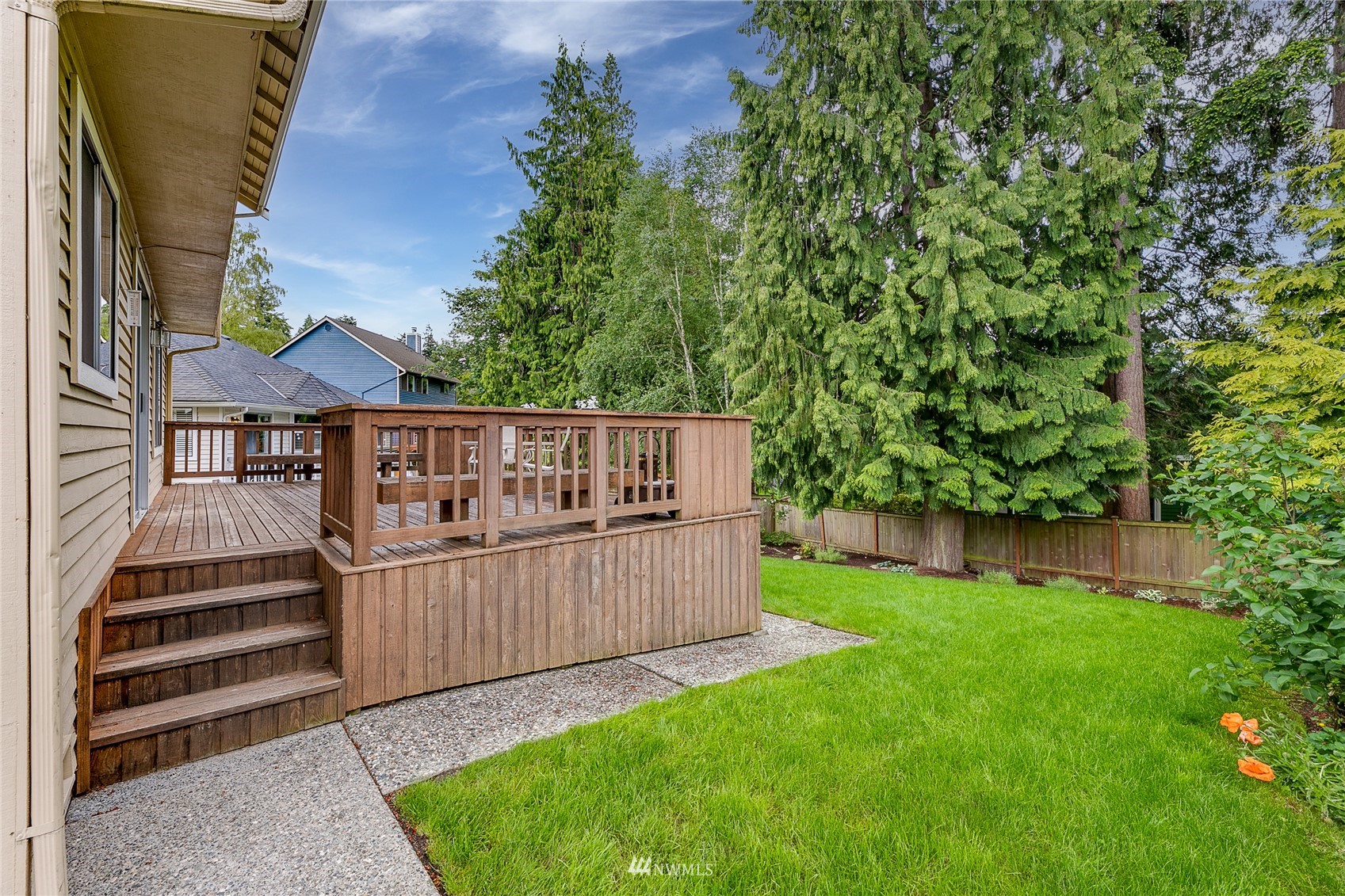 1539 Goat Trail Loop Road Mukilteo, WA 98275 - Photo 8 of 34 Gallery Image 8