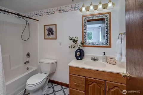 $870,000 | 4922 146th Place Southeast, Everett, WA 98208