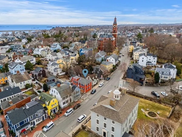 $895,000 | 1 Mason Street, Unit 2, Marblehead, MA 01945