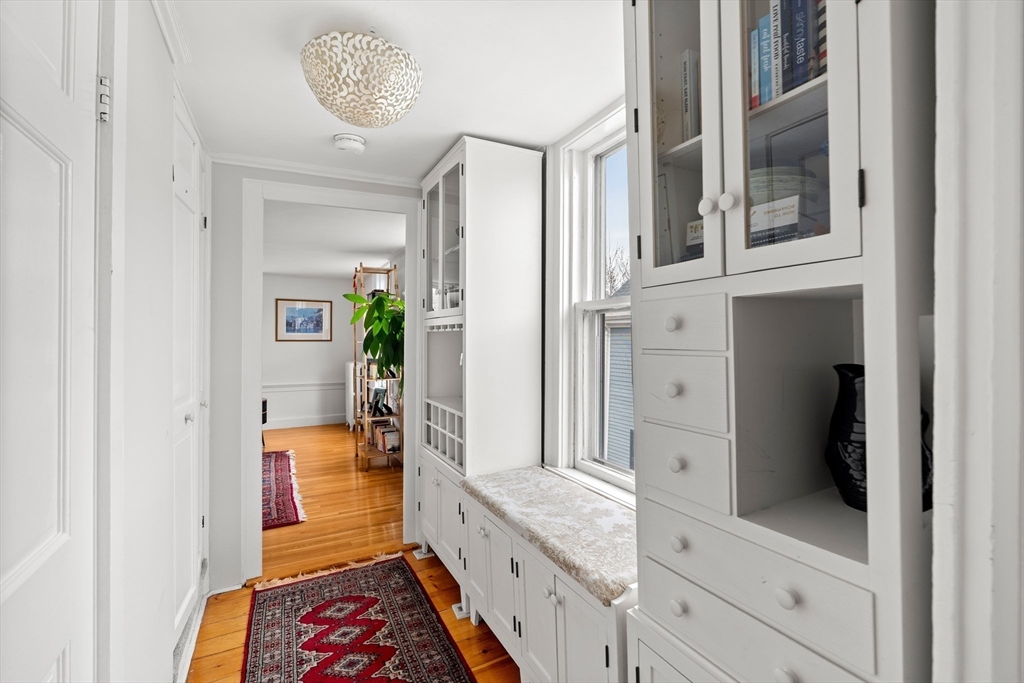 1 Mason Street, Unit 2 Marblehead, MA 01945 - Photo 17 of 36