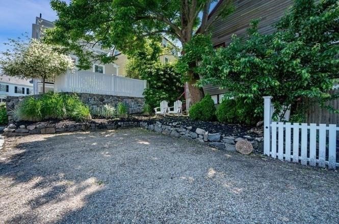 1 Mason Street, Unit 2 Marblehead, MA 01945 - Photo 29 of 36