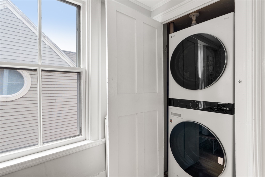 1 Mason Street, Unit 2 Marblehead, MA 01945 - Photo 9 of 36