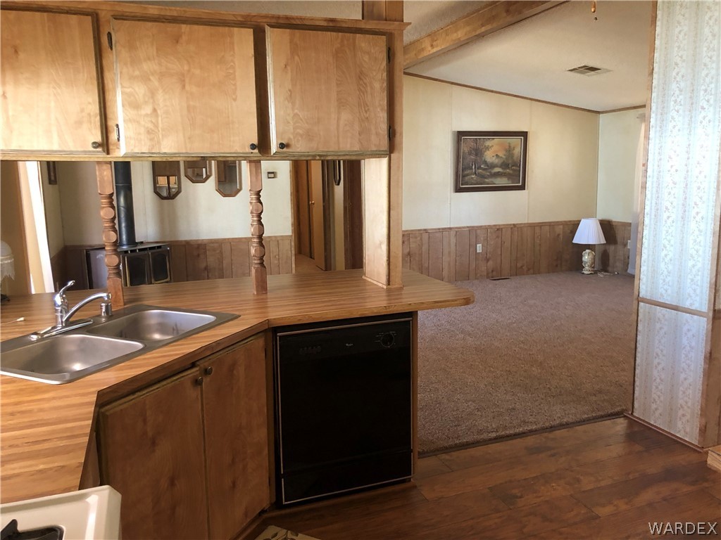 3568 Adobe Road Golden Valley, AZ 86413 - Photo 11 of 43