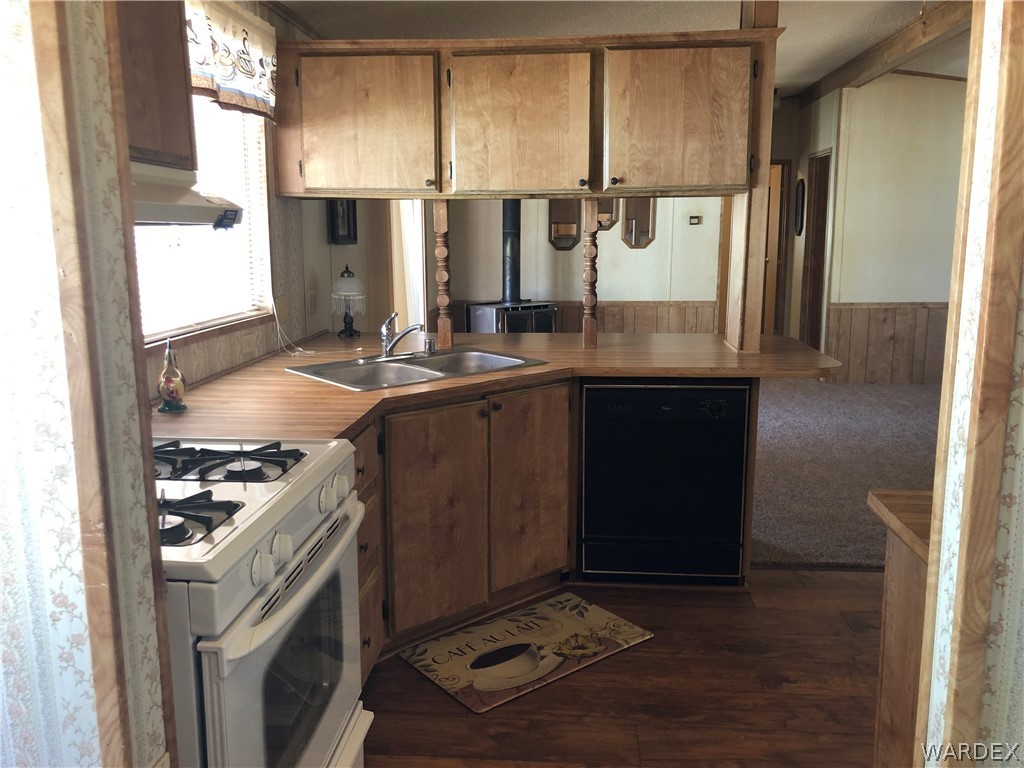 3568 Adobe Road Golden Valley, AZ 86413 - Photo 15 of 43