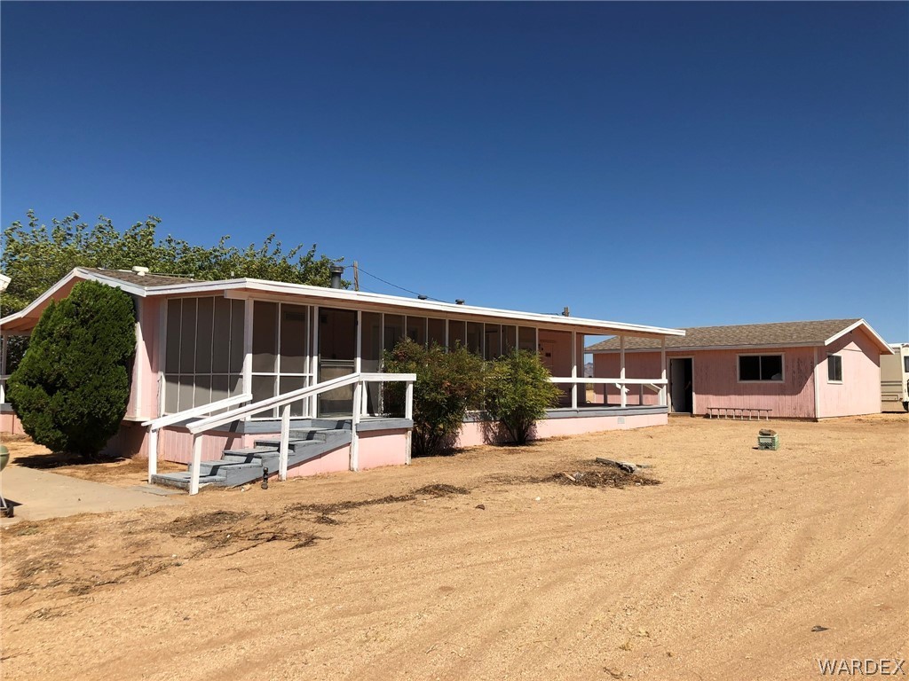 3568 Adobe Road Golden Valley, AZ 86413 - Photo 5 of 43