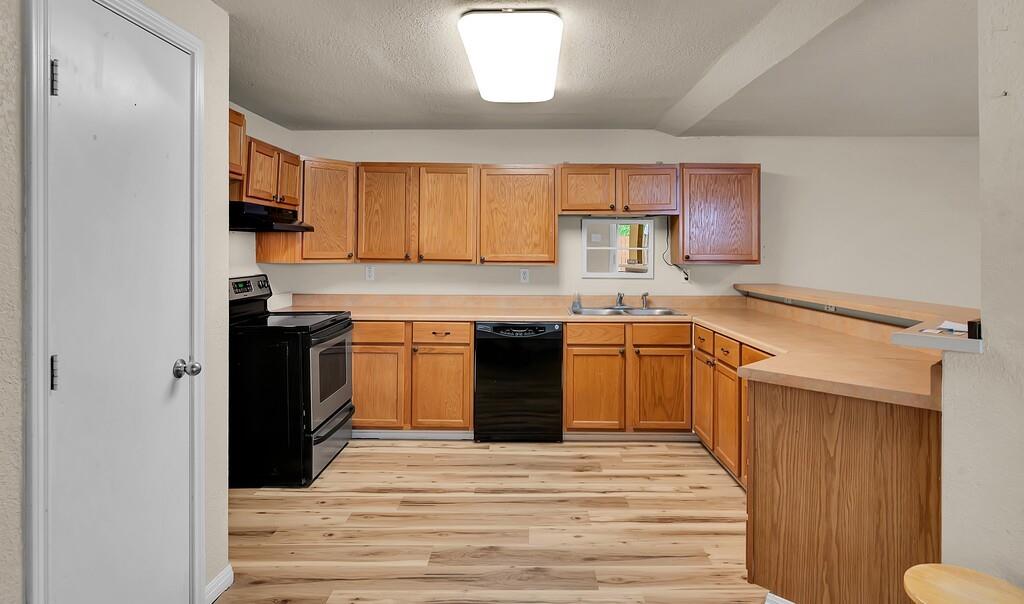4304 Valview Drive Waco, TX 76708 - Photo 7 of 33