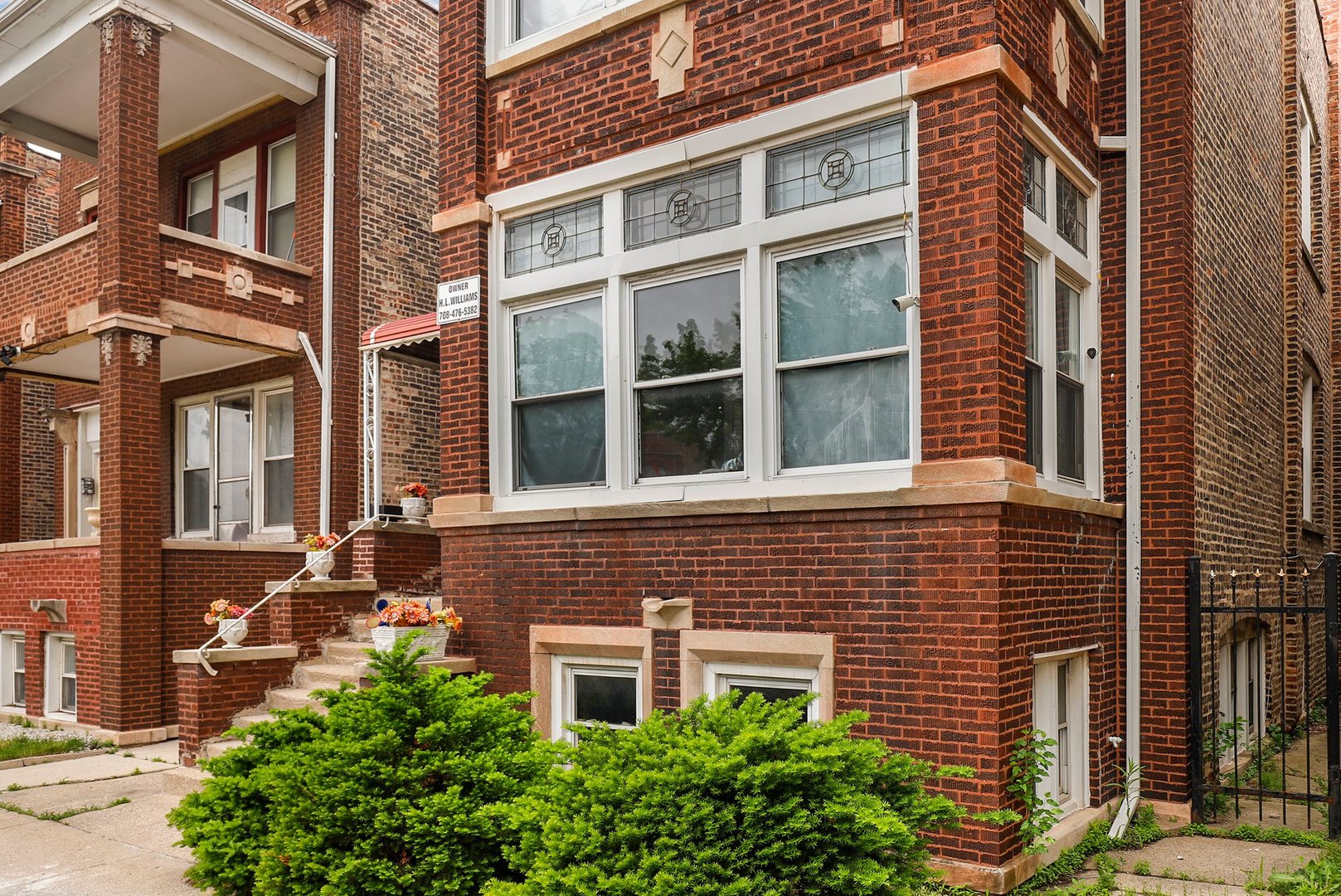 4314 West Cermak Road Chicago, IL 60623 - Photo 3 of 15 front view of a building
