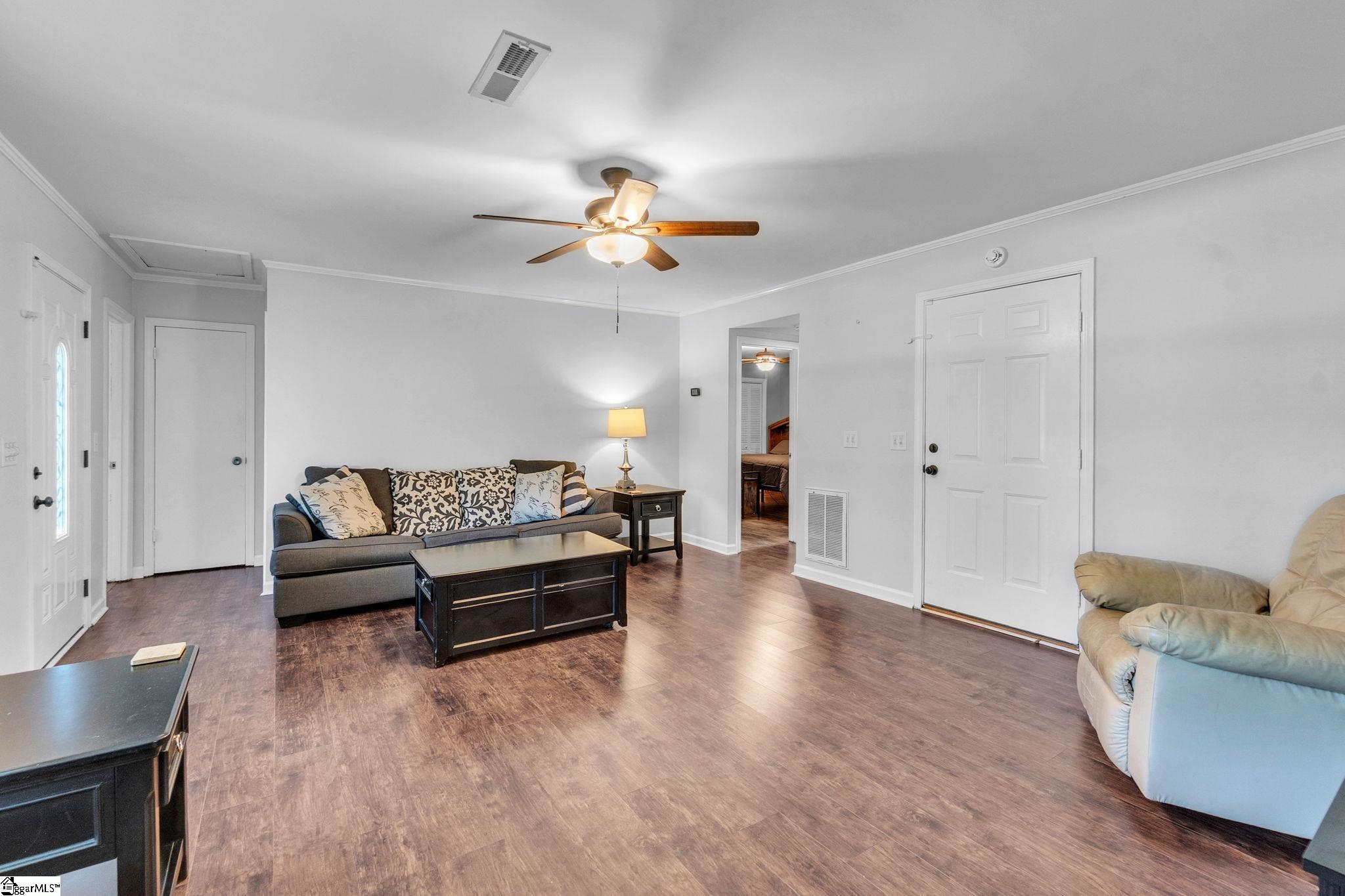 202 Green Meadows Circle Fountain Inn, SC 29644 - Photo 6 of 31