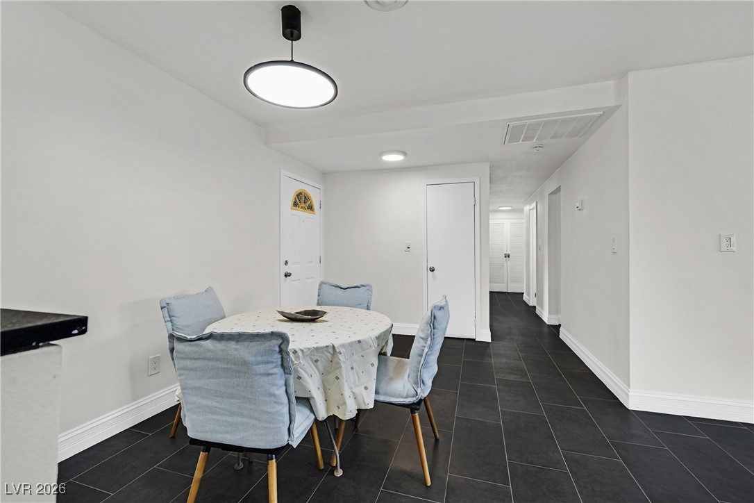 4516 East Flamingo Road Las Vegas, NV 89121 - Photo 5 of 27