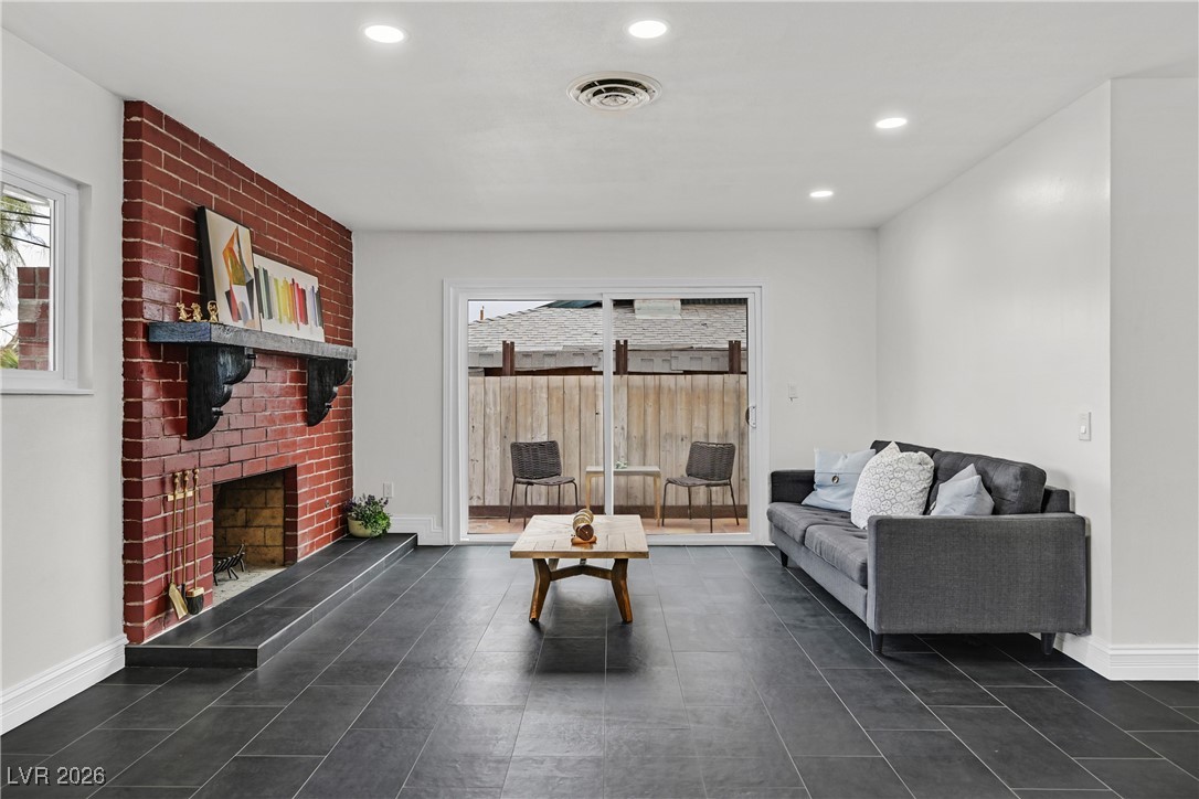 4516 East Flamingo Road Las Vegas, NV 89121 - Photo 7 of 27