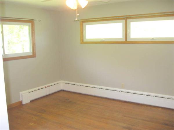 138 Knower Road Westminster, MA 01473 - Photo 15 of 24