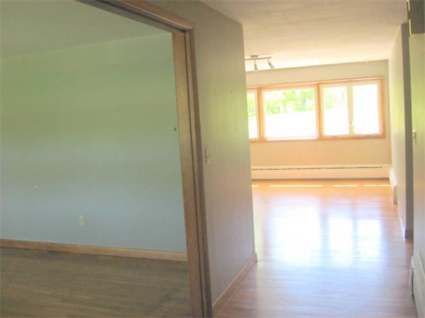 138 Knower Road Westminster, MA 01473 - Photo 17 of 24