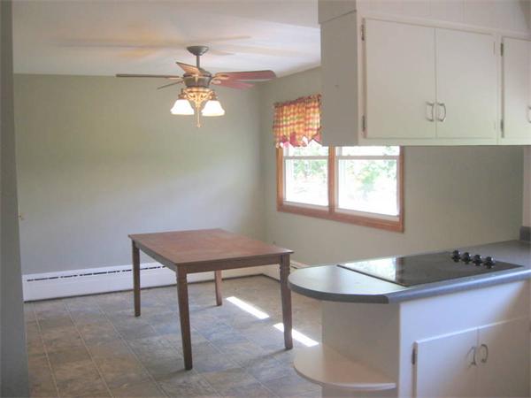 138 Knower Road Westminster, MA 01473 - Photo 3 of 24
