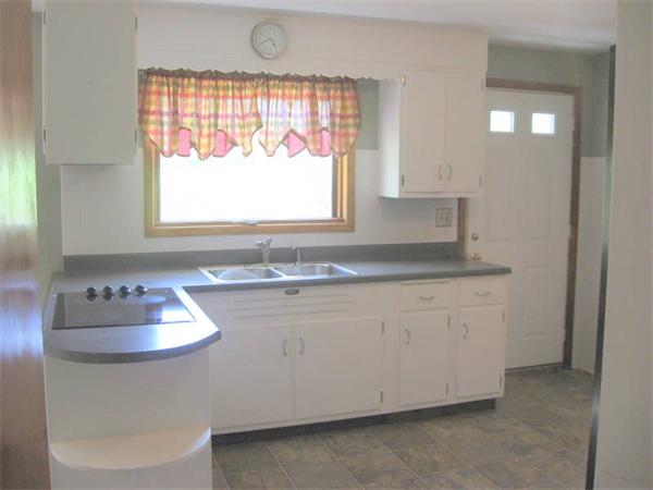 138 Knower Road Westminster, MA 01473 - Photo 5 of 24