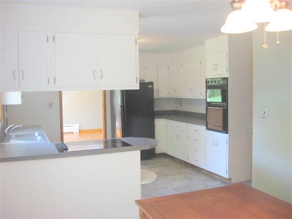 138 Knower Road Westminster, MA 01473 - Photo 7 of 24