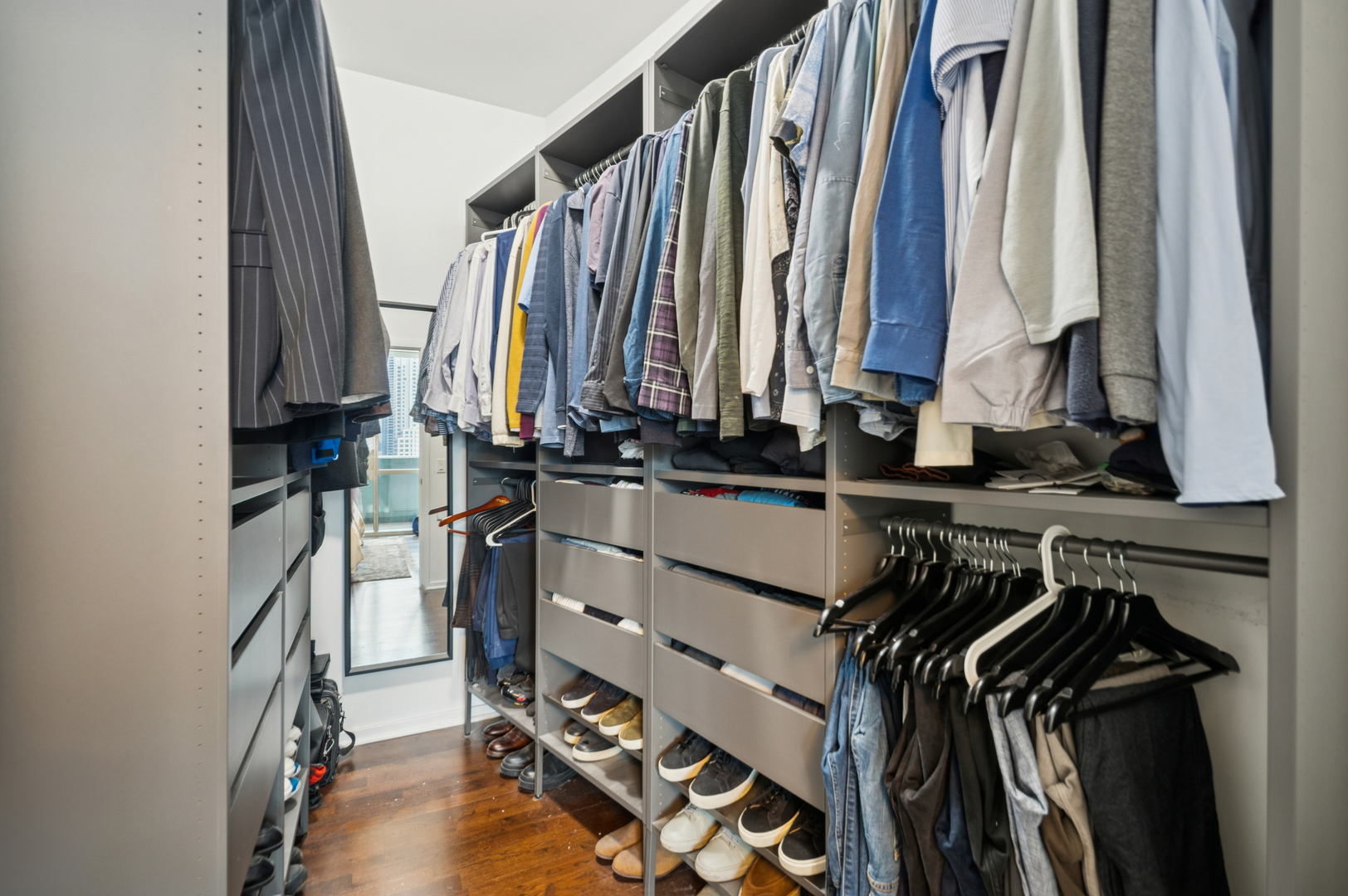 123 South Green Street, Unit 803B Chicago, IL 60607 - Photo 16 of 28