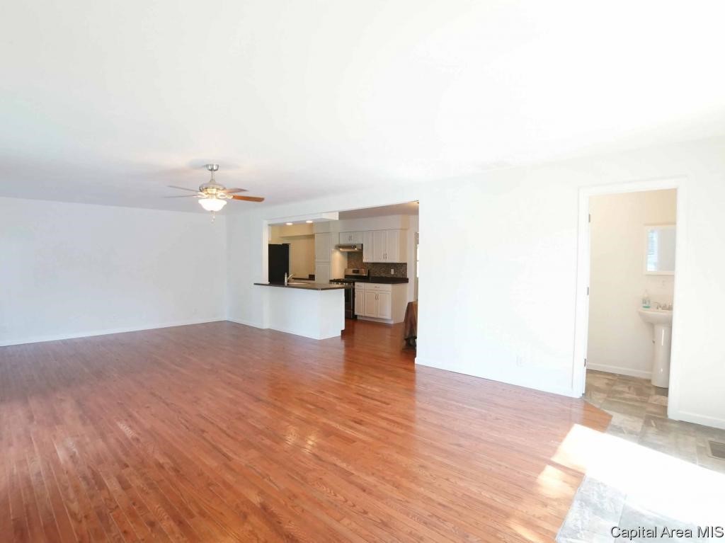 112 Willow Road Rochester, IL 62563 - Photo 25 of 28