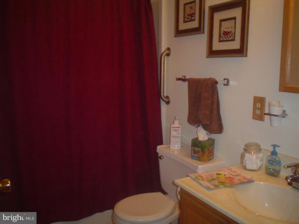 562 Crosswinds Drive Lititz, PA 17543 - Photo 18 of 23