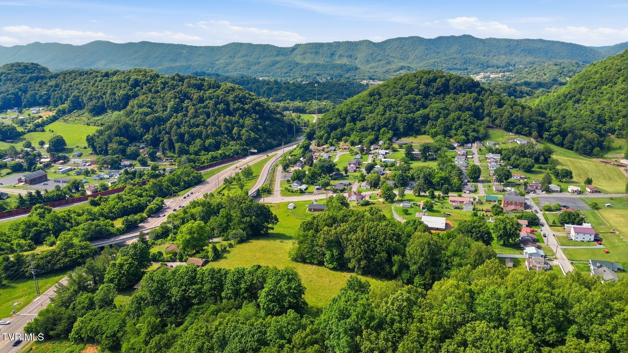 122 East Carters Valley Road Kingsport, TN 37665 - Photo 43 of 45 44-web-or-mls-DJI_0597