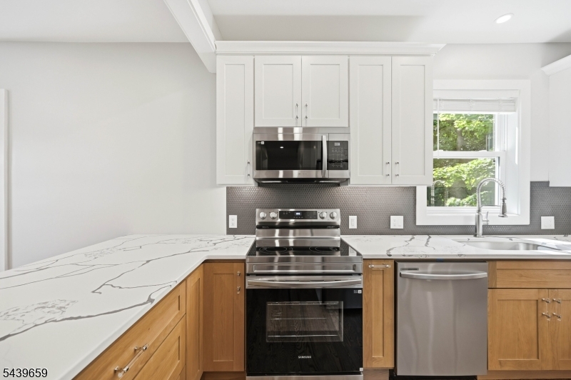 40 Jardine Road, Unit 2 Morristown, NJ 07960 - Photo 16 of 48