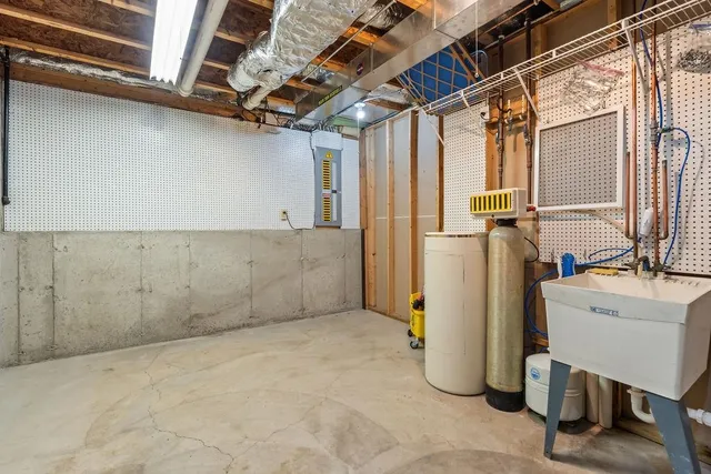 $380,000 | 2640 Sioux Court, Rockford, IL 61109